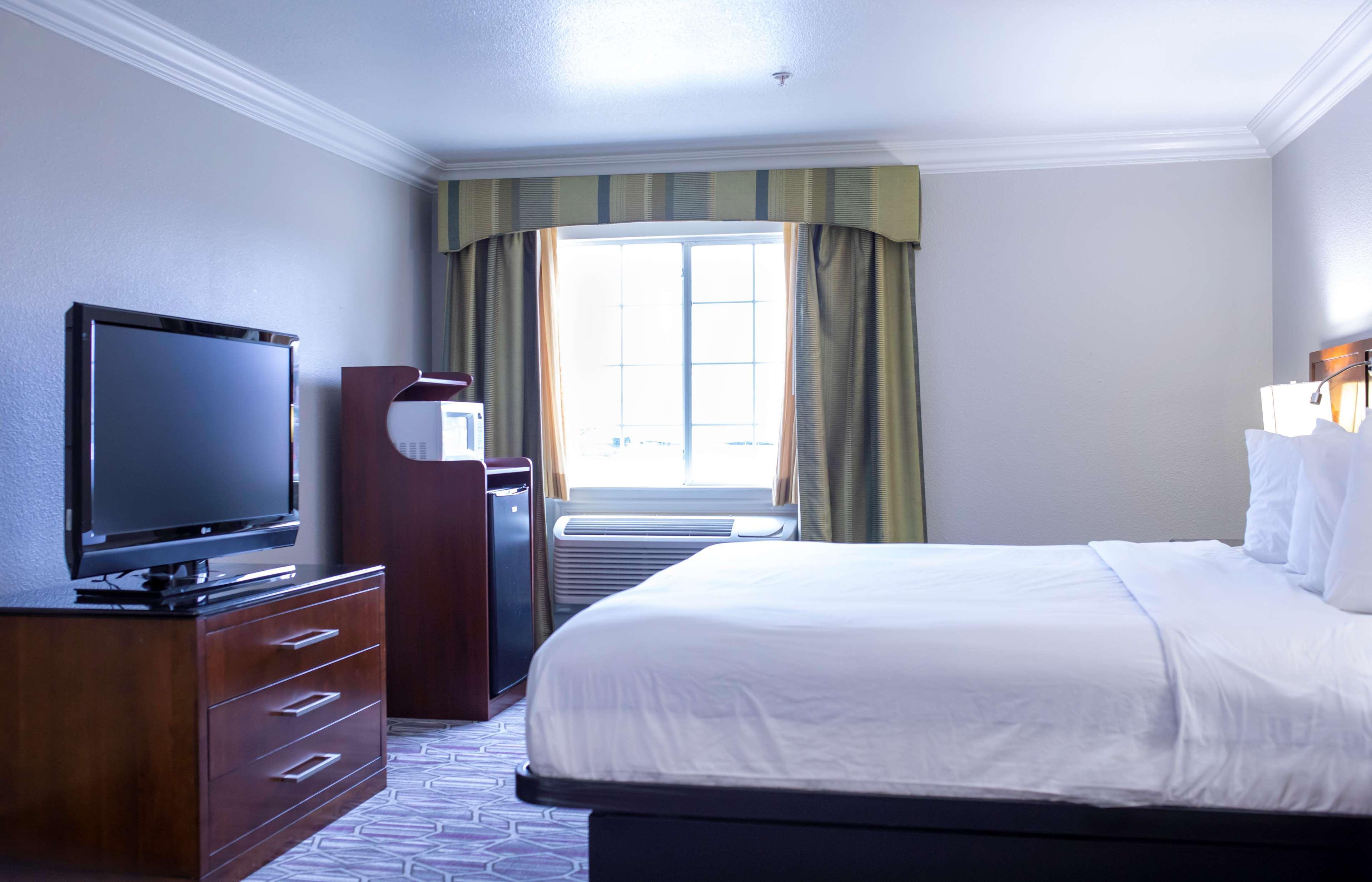 Surestay Plus By Best Western Fort Worth Benbrook Dış mekan fotoğraf