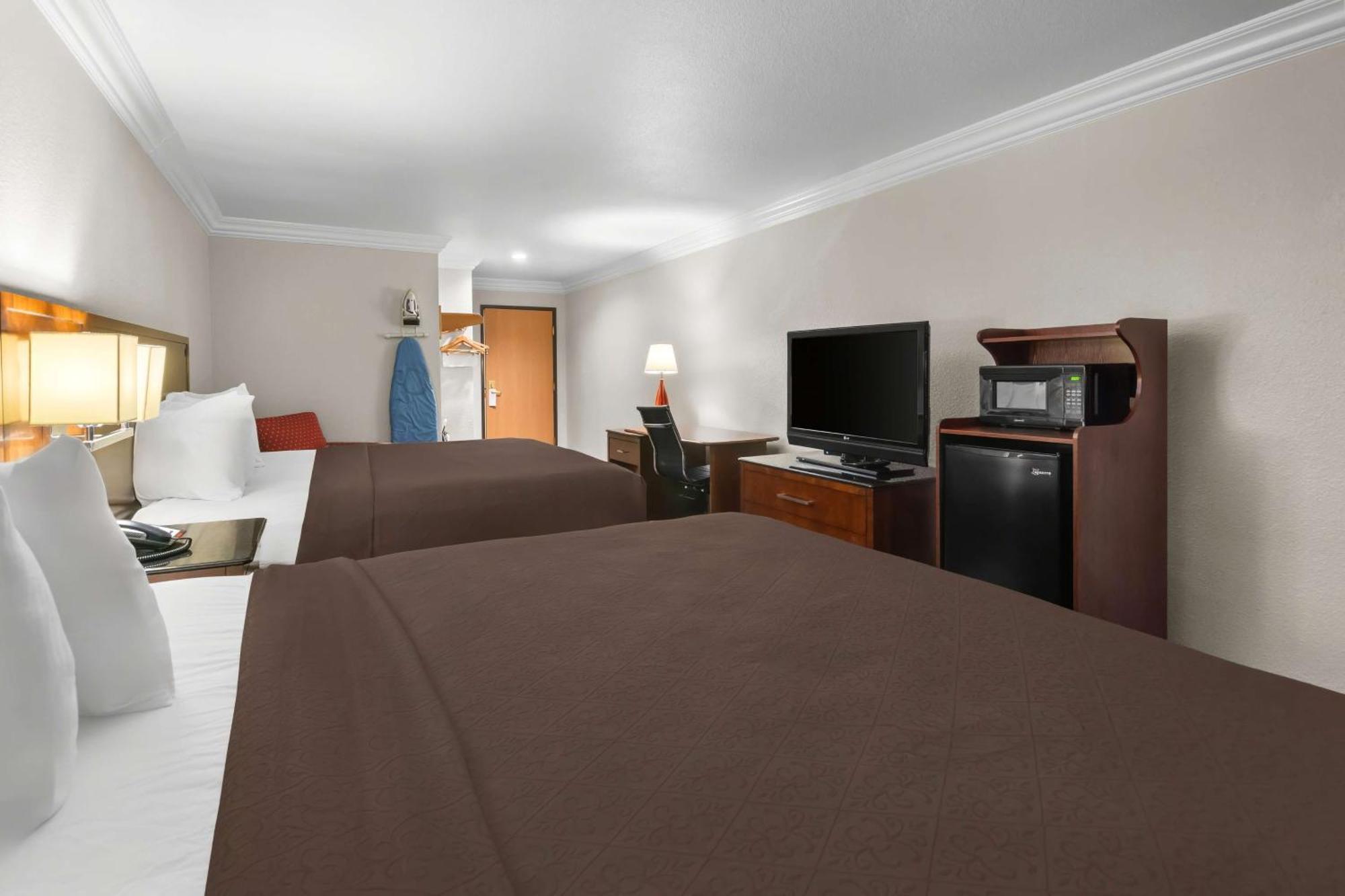 Surestay Plus By Best Western Fort Worth Benbrook Dış mekan fotoğraf
