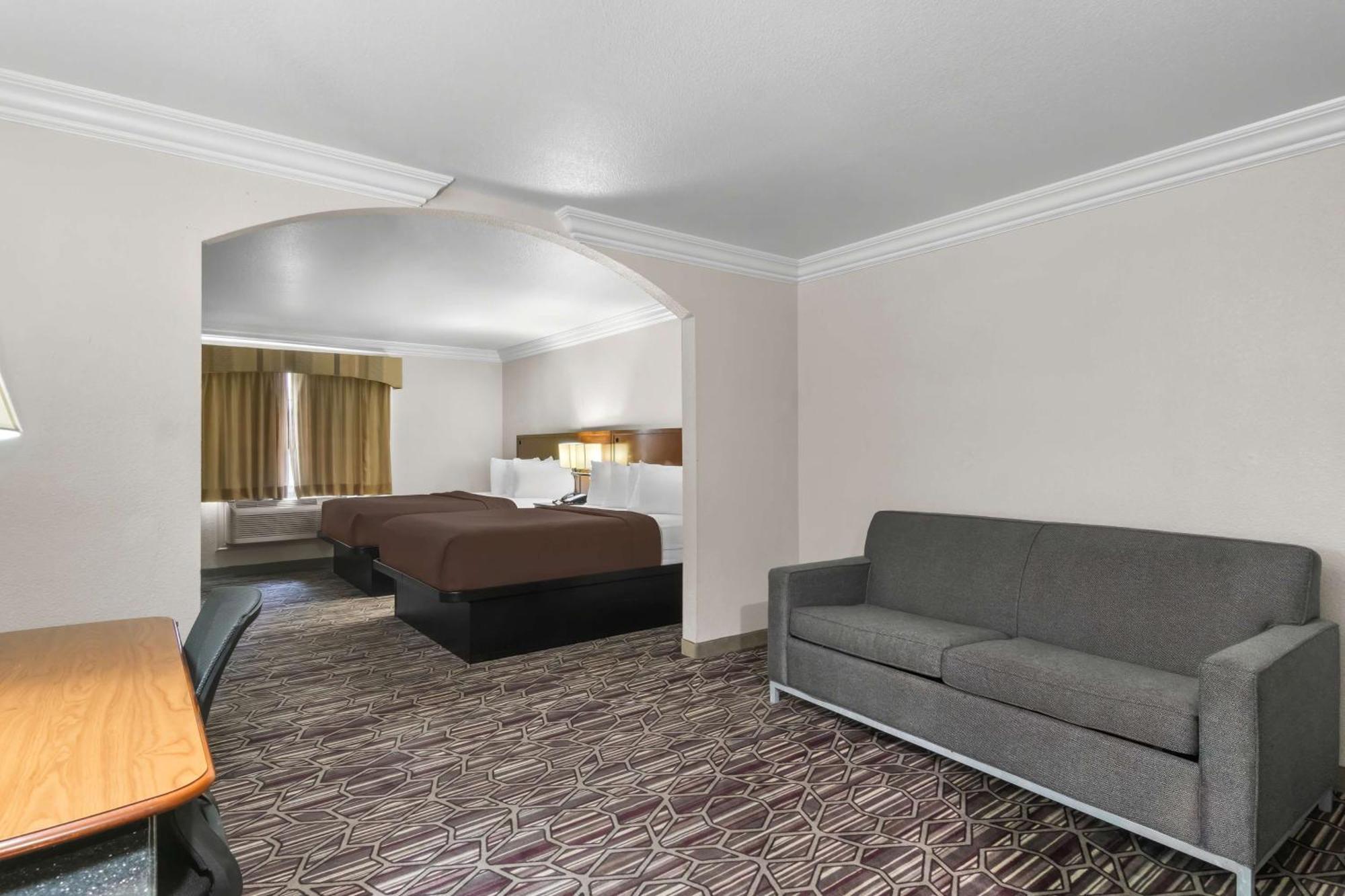 Surestay Plus By Best Western Fort Worth Benbrook Dış mekan fotoğraf