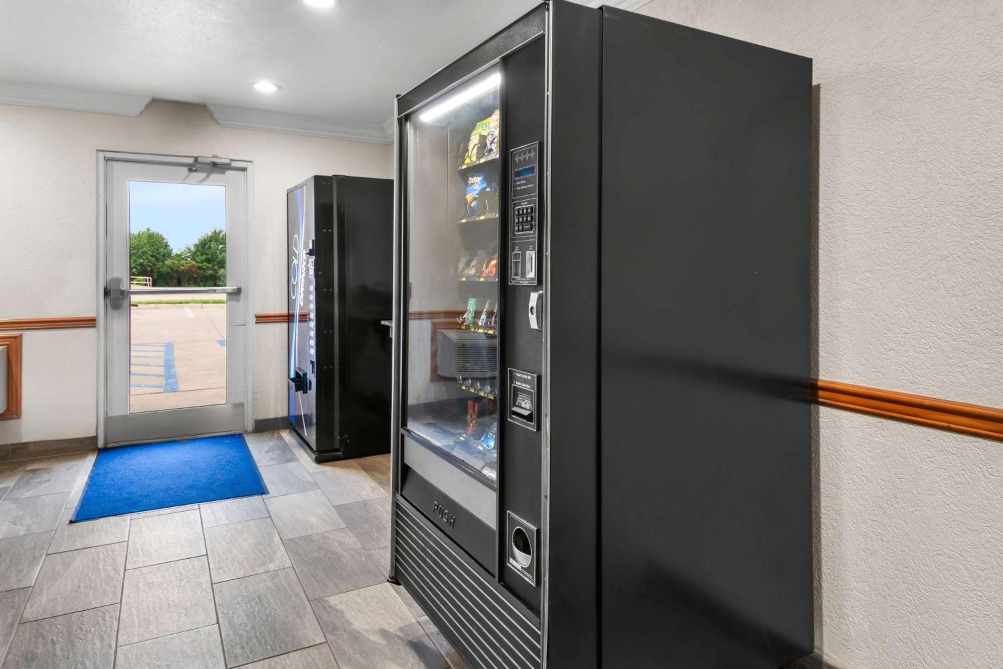 Surestay Plus By Best Western Fort Worth Benbrook Dış mekan fotoğraf
