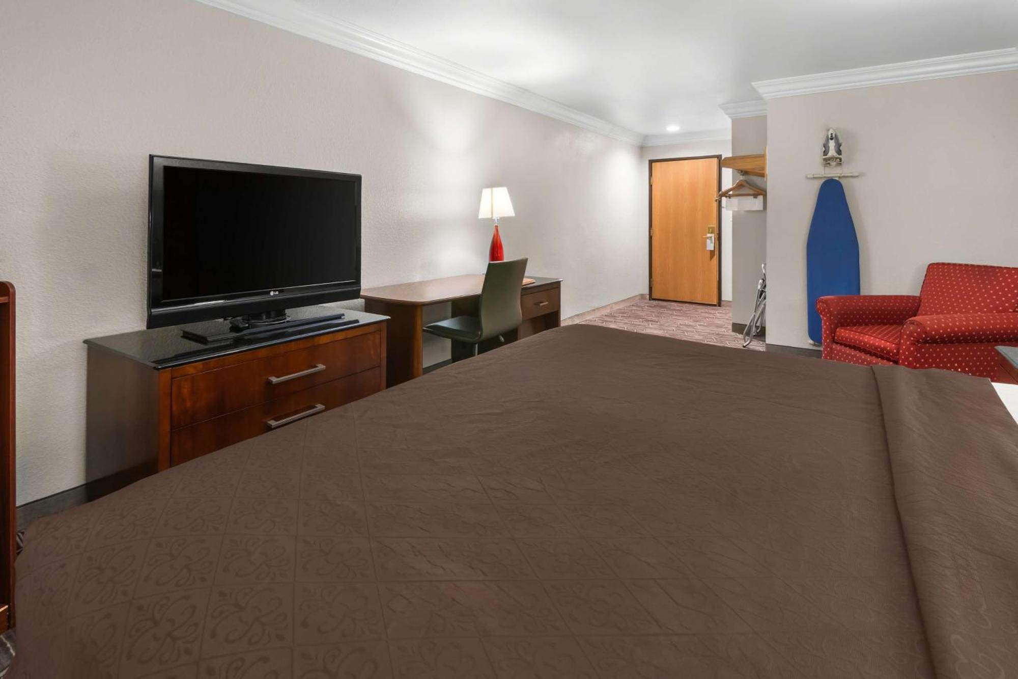 Surestay Plus By Best Western Fort Worth Benbrook Dış mekan fotoğraf